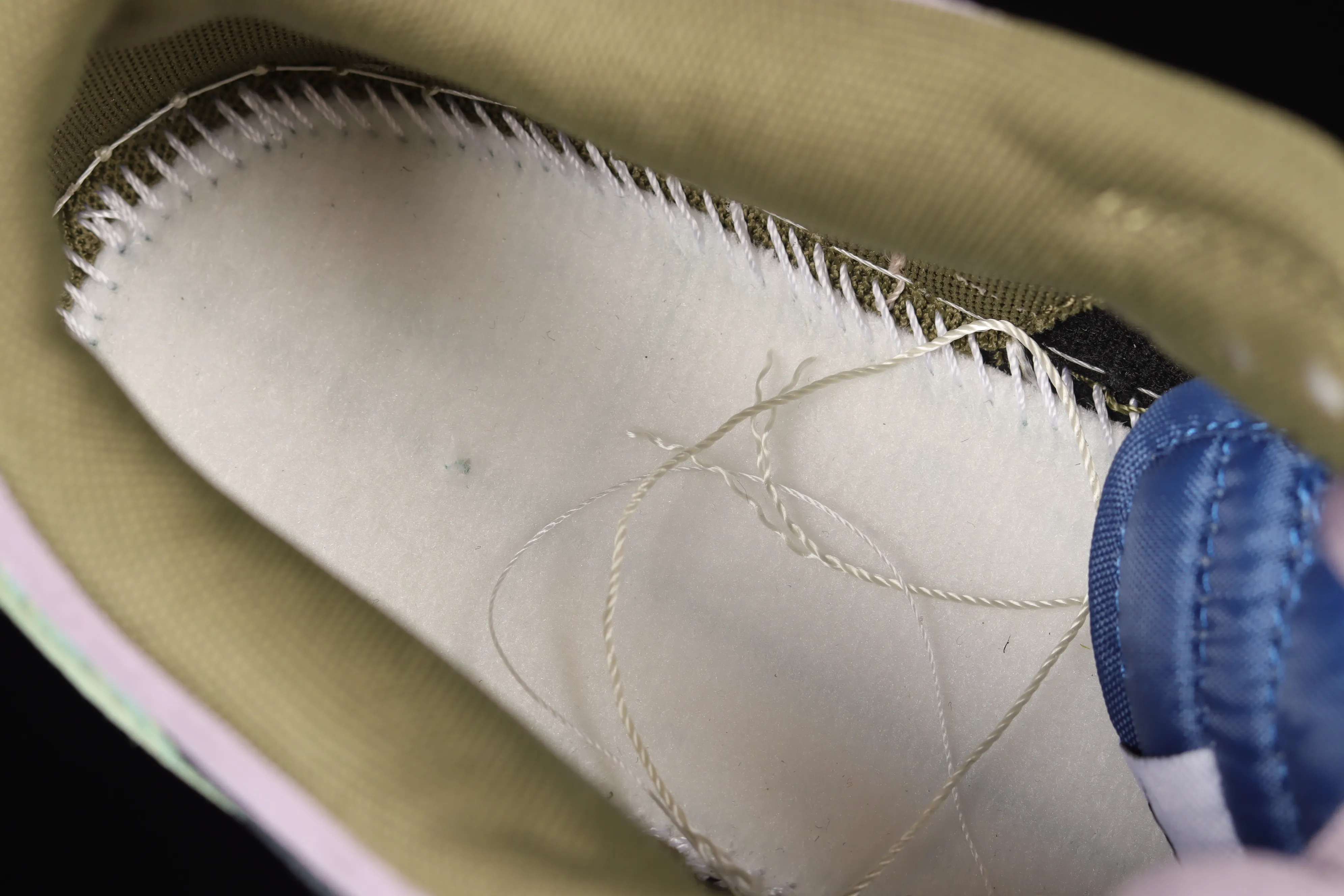 All Categories Nk SB Dunk Series Nk SB Dunk Low Low-top sneakers Otomo Katsuhiro x Nk SB Dunk Low "Steamboy OST" Otomo Katsuhiro co-branded SB low-top sports and leisure sneakers DO7412-989